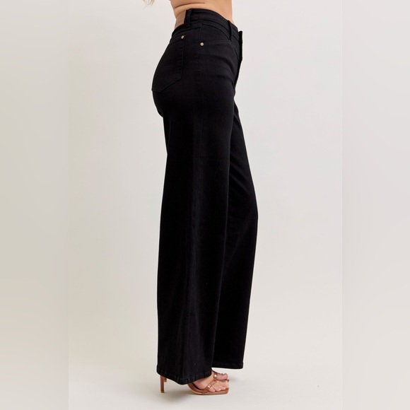 Judy Blue Black High-Waisted Wide Leg Jeans - Picture 7 of 10